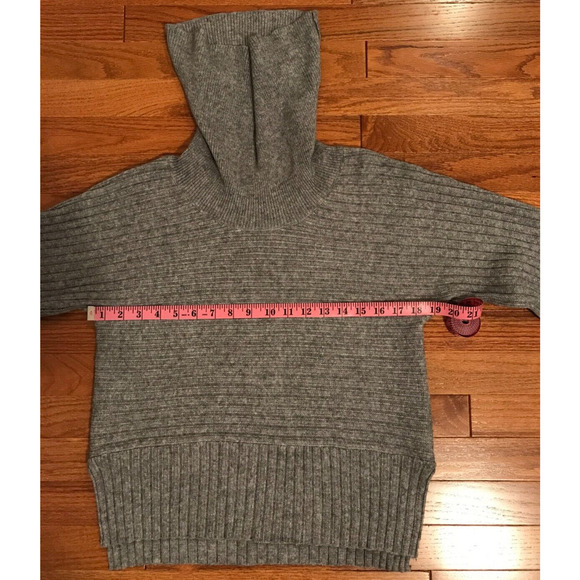Anthropologie Moth Tisbury Gray Turtleneck Ribbed Diagonal Chevron Sweater - XSM - Picture 4 of 10